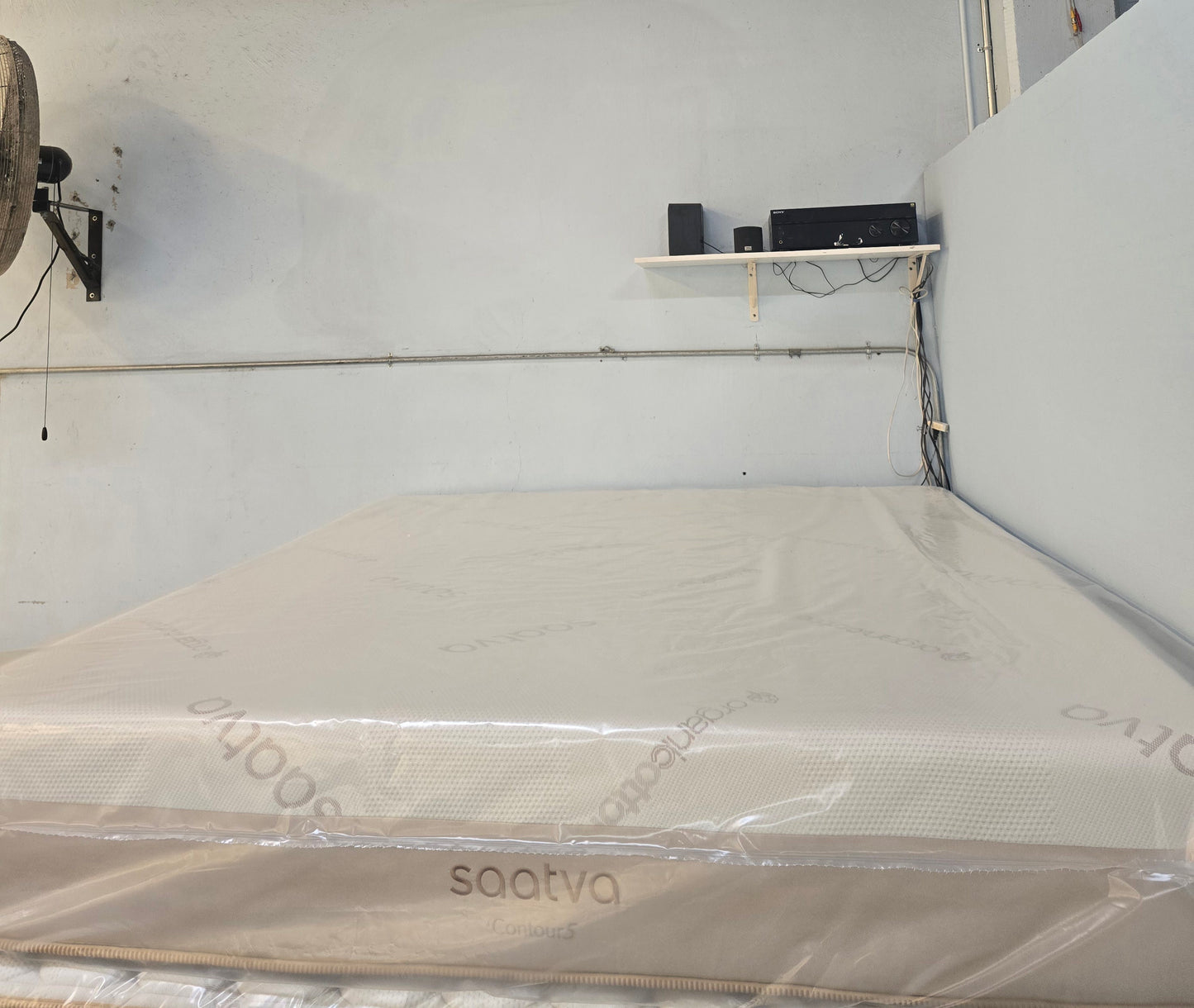 Saatva Contour5 Medium King/ Cal-King