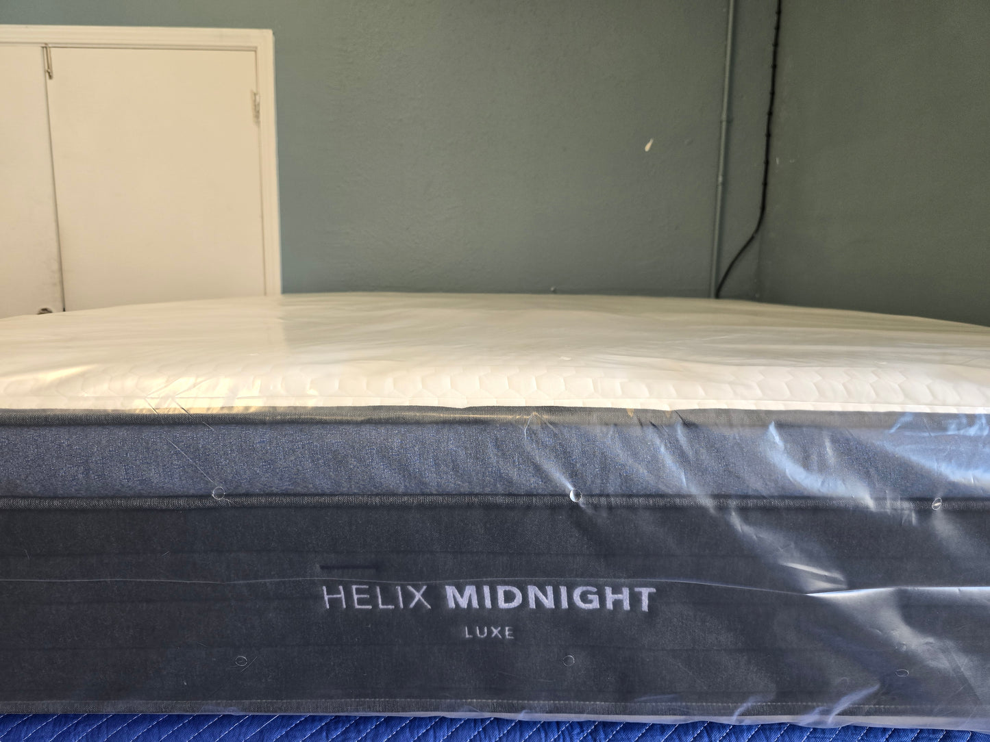 Helix Midnight Luxe King/ Cal-King