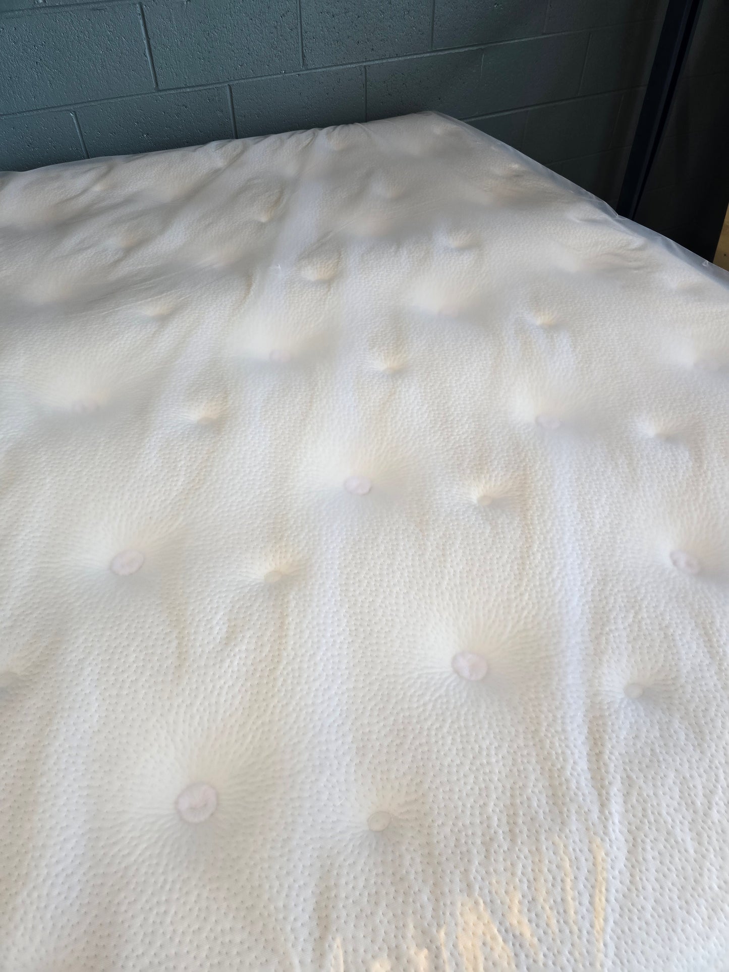 Asteria Natural Skye Ultra Plush Euro Top Queen Size
