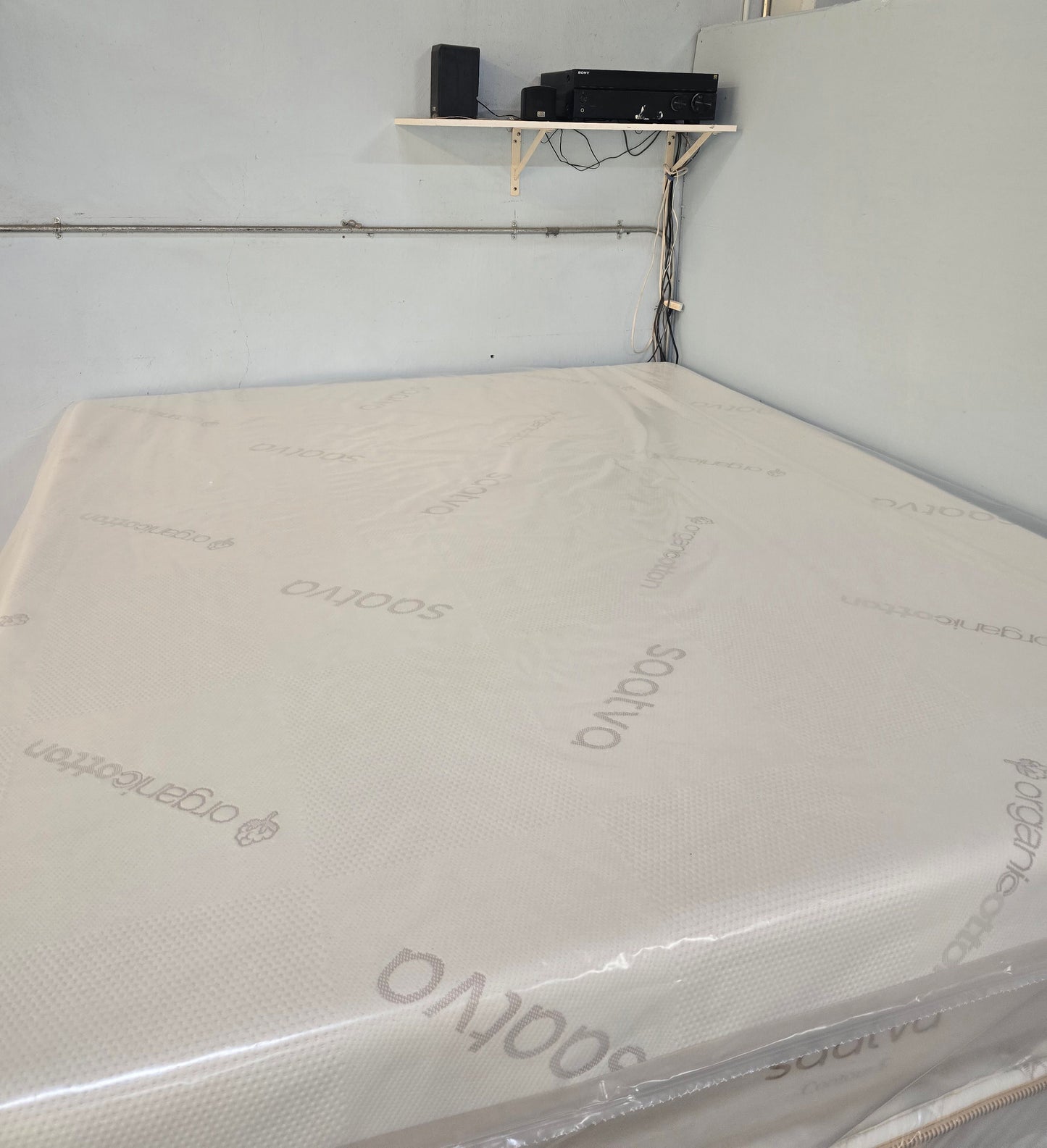Saatva Contour5 Medium King/ Cal-King