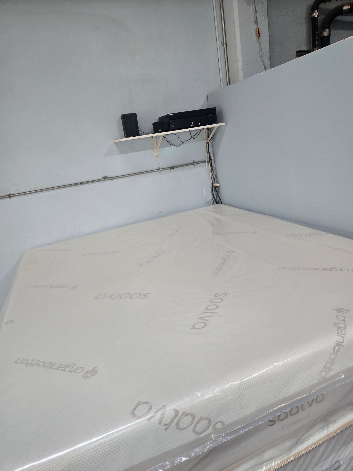 Saatva Contour5 Medium King/ Cal-King