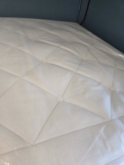 Avocado Luxury Organic Standard Medium No Pillow Top Queen/ Full Size