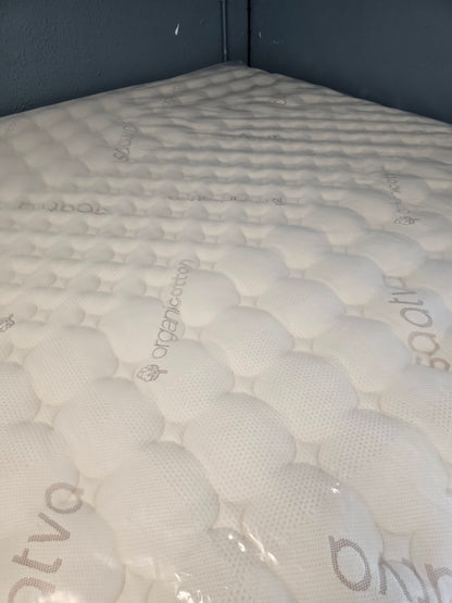 Saatva Loom&Leaf King/ Cal-King Size