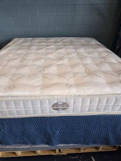 Shifman Heritage Classic Firm Pillow Top King/ Cal-King