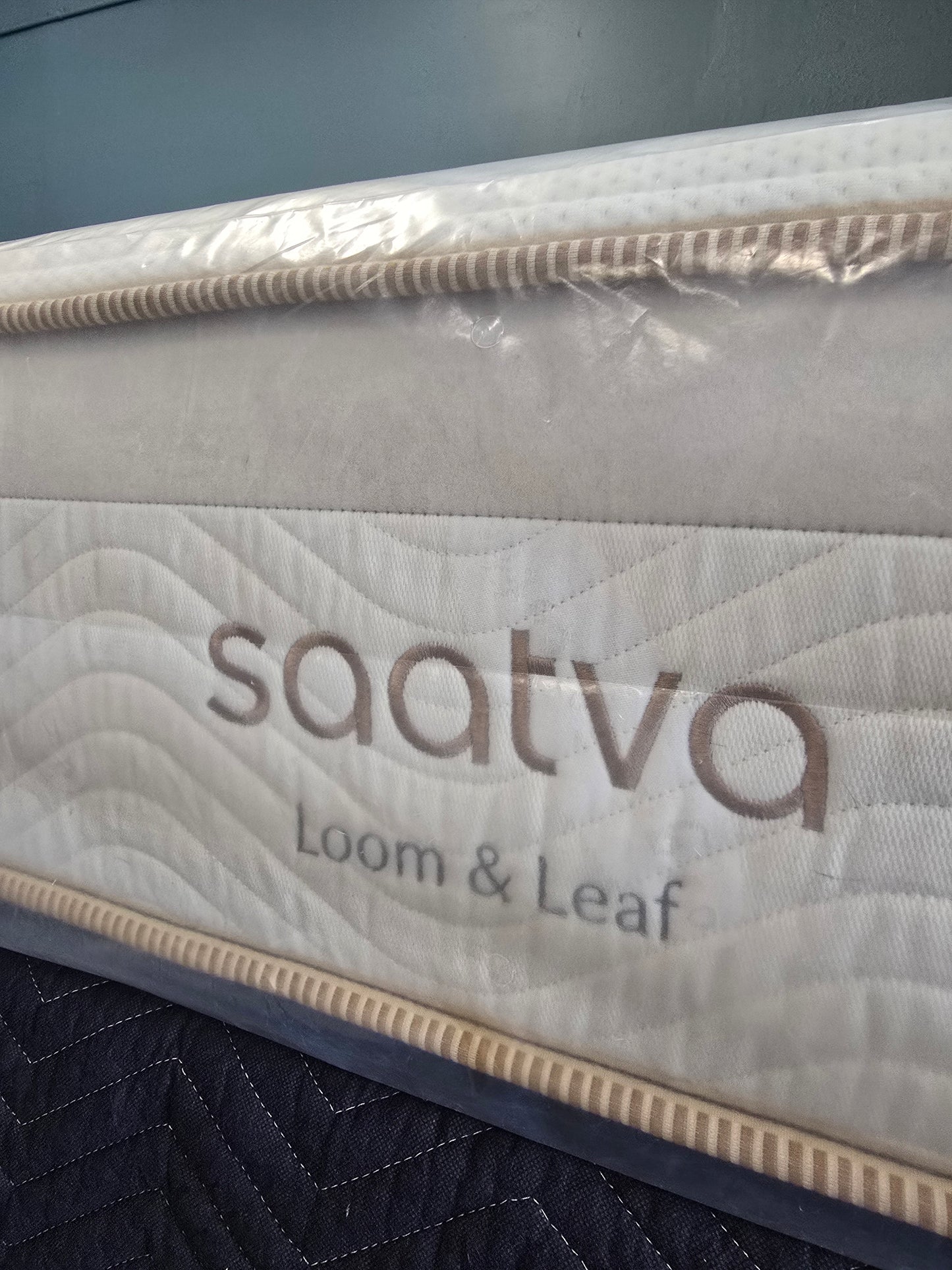 Saatva Loom&Leaf King/ Cal-King Size
