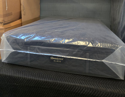 Beautyrest Black Series Three Pillow Top Queen/ Full (Check Descreption)