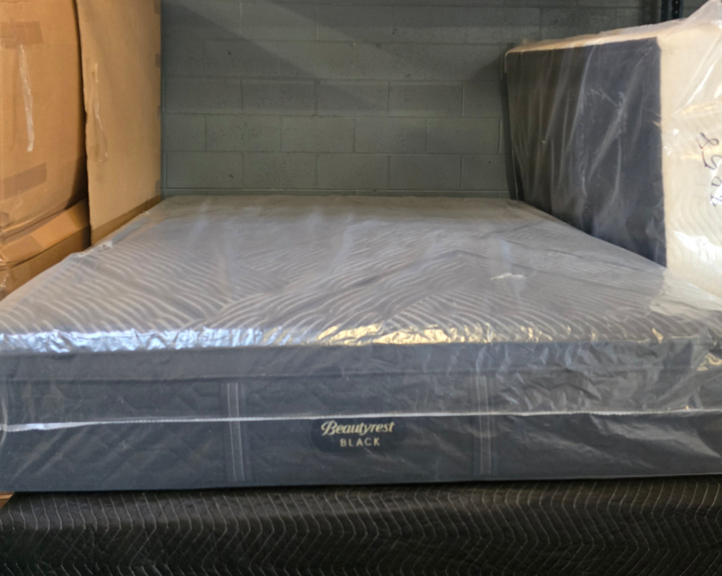 Beautyrest Black Series One Pillow Top King/ Cal-King (Check Description)