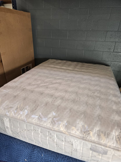 Kluft Crown Latex Agate Firm Queen/ Full