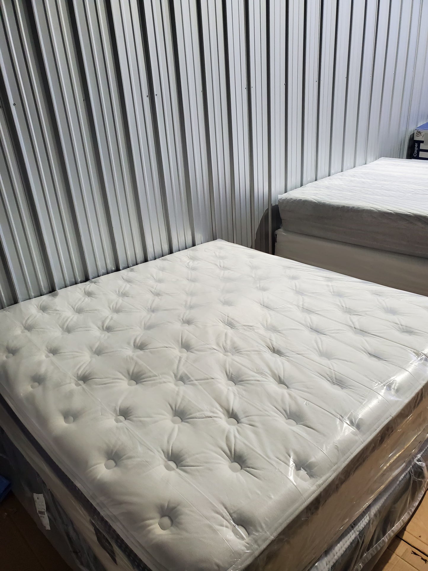 Winkbed Hybrid Queen/ Full