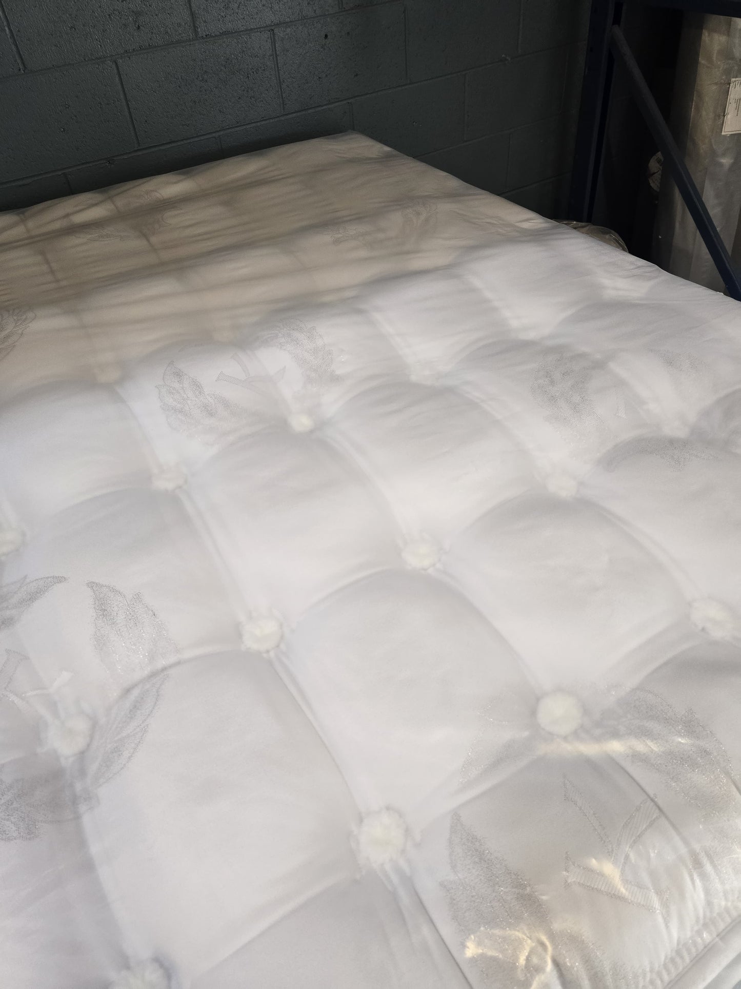 Kluft Signature Camellia Luxury Firm Queen/ Full