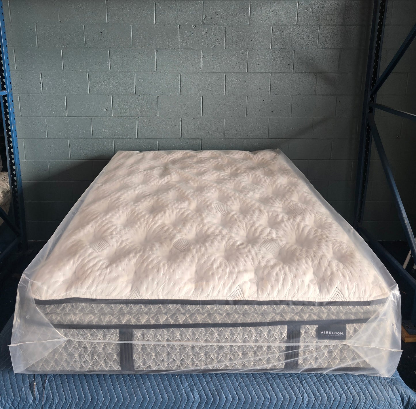 Aireloom
Bel-Air Grove Plush Pillow Top Mattress Queen Size