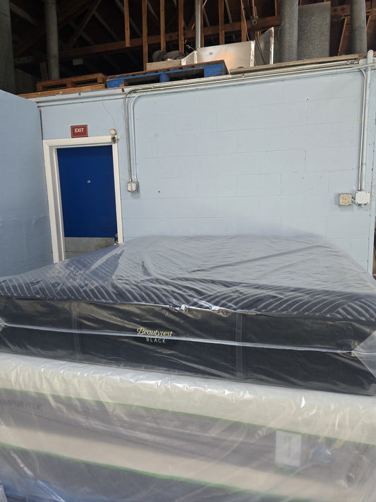 Beautyrest Black Series One King/ Cal-King (Check Description)