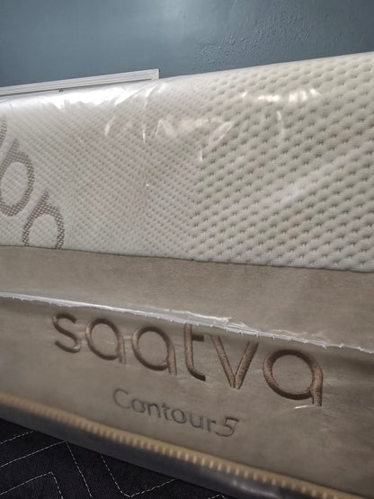 Saatva Contour5 Medium Queen Size