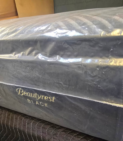 Beautyrest Black Series One Pillow Top King/ Cal-King (Check Description)