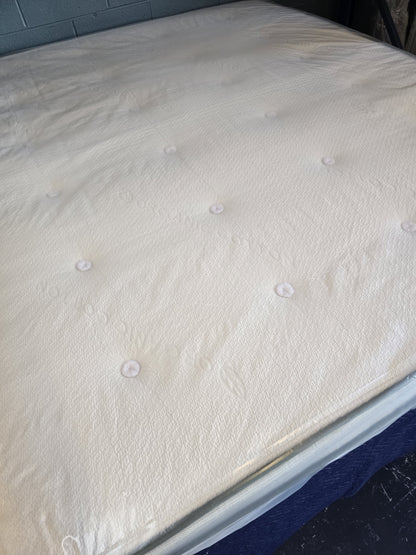 Avocado Green Mattress Pillow Top King/ Cal-King