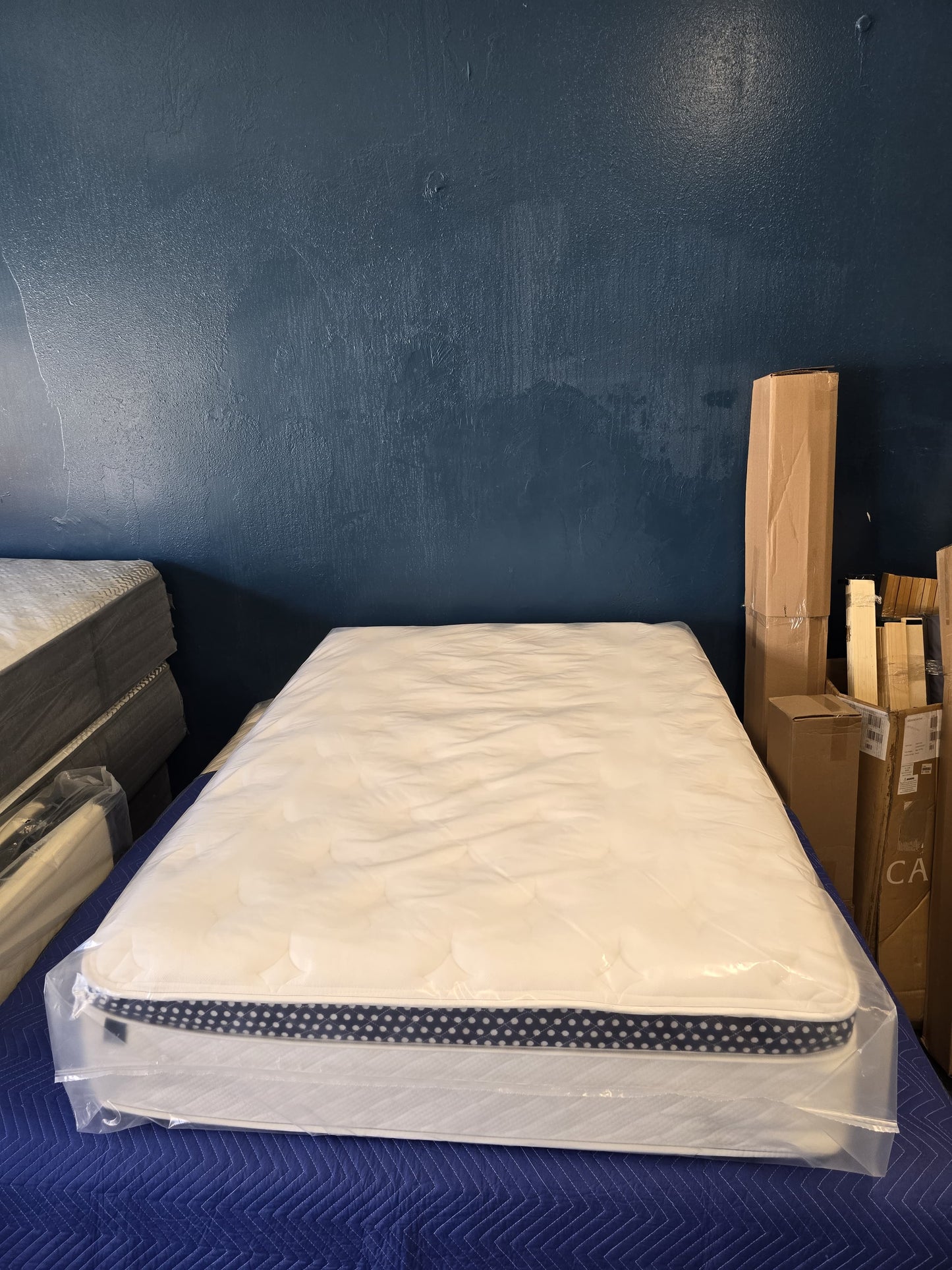 Winkbed Hybrid Queen/ Full