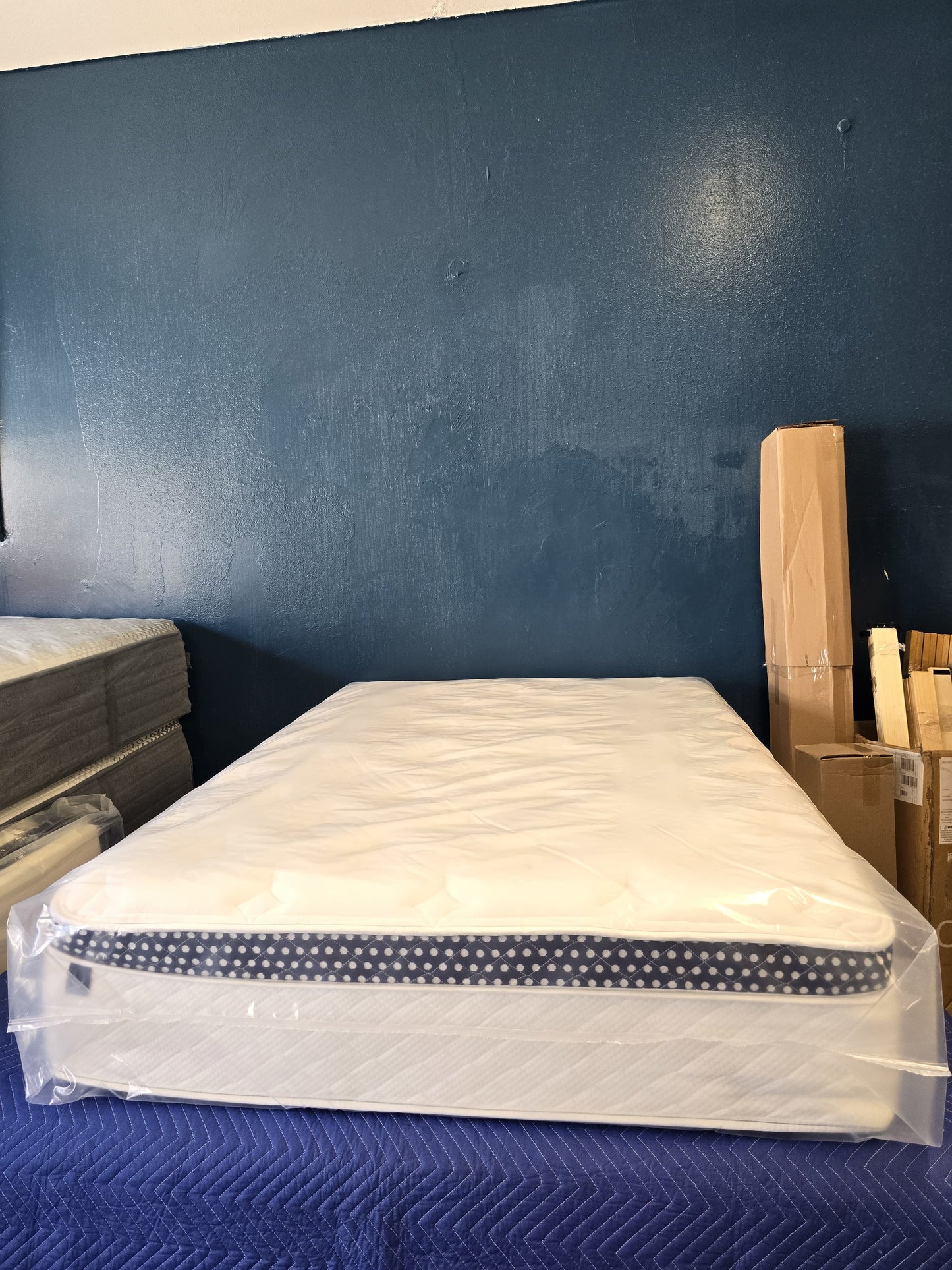 Winkbed Hybrid Queen/ Full