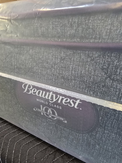 Beautyrest World Class Level Three Pillow Top King/ Cal-King (Check Description)