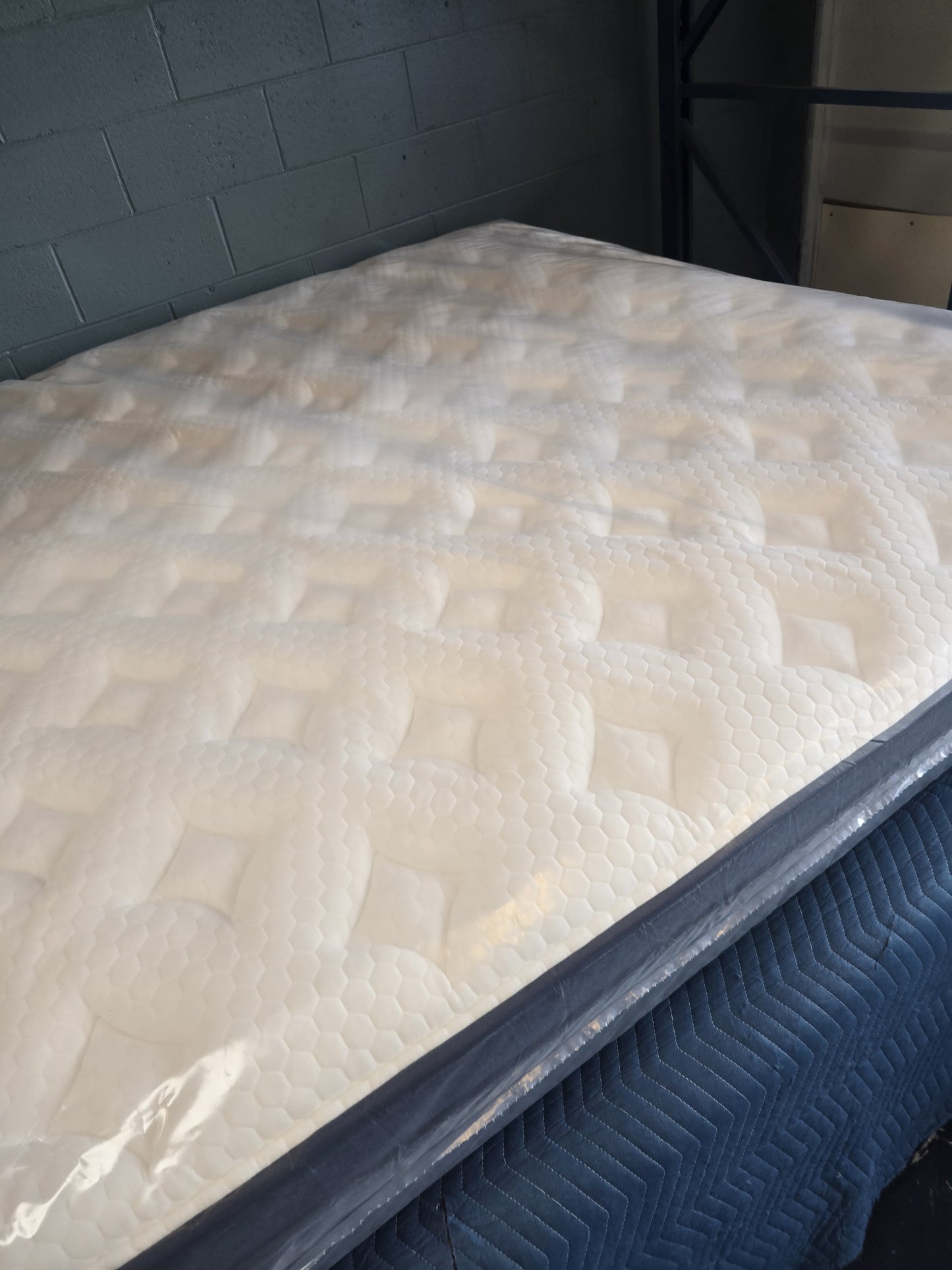 Brooklyn Aurora Medium Hybrid With GlacioTex Cooling Pillow Top King/ Cal-King
