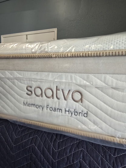 Saatva Memory Foam Hybrid Queen/ Full