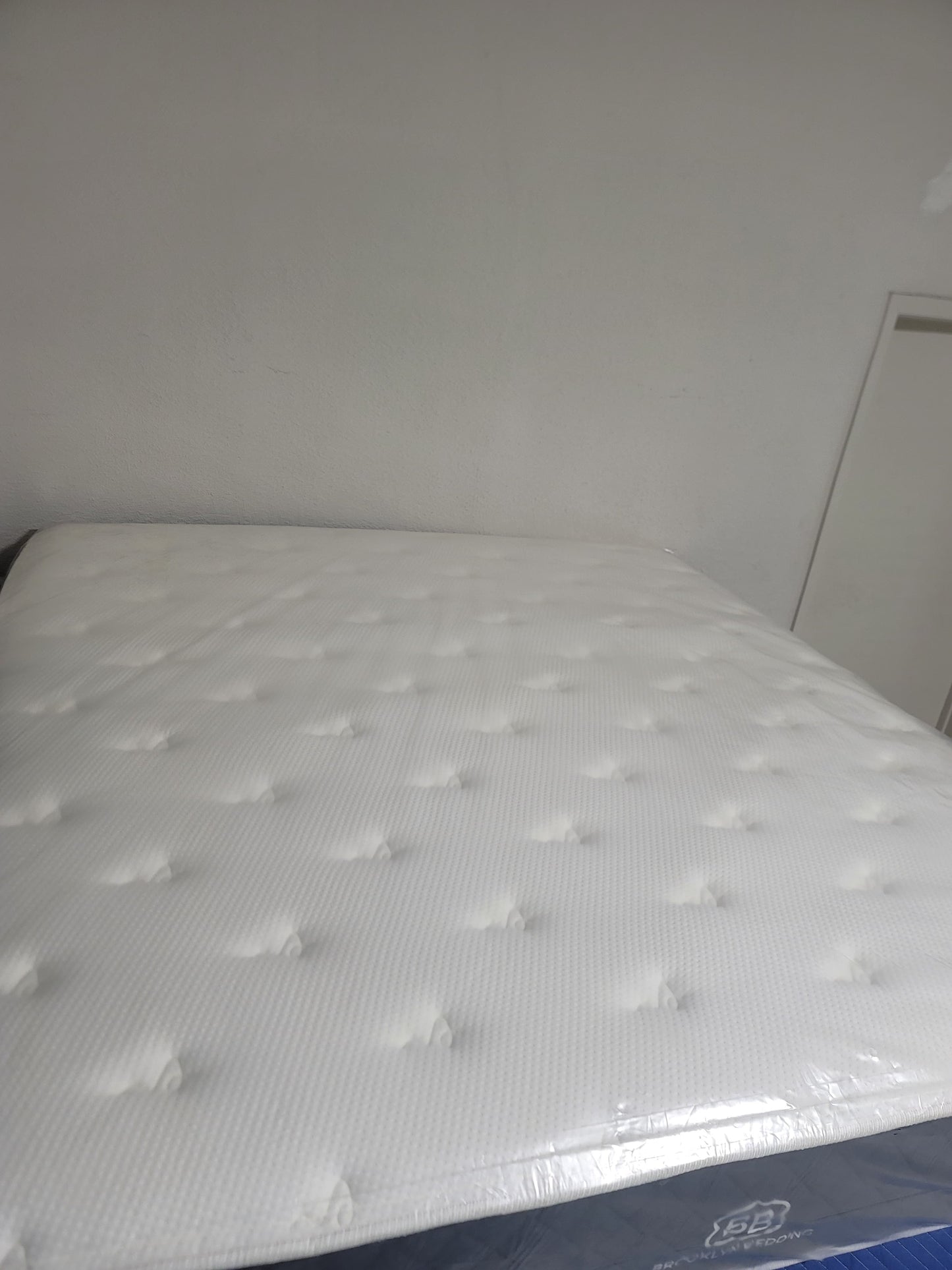 Brooklyn Bedding Signature King/ Cal King