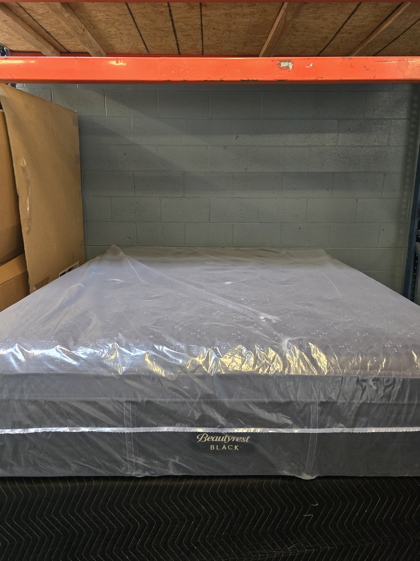 Beautyrest Black Series Three Pillow Top King/ Cal-King (Check Description)