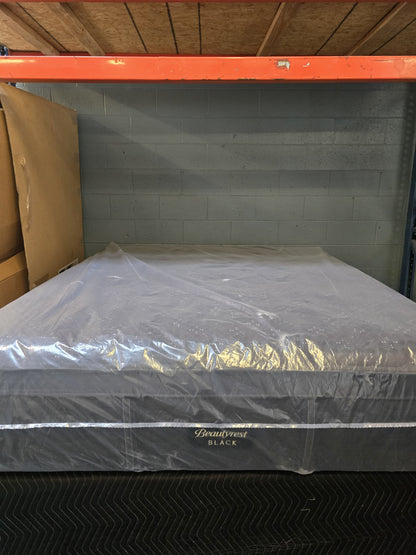 Beautyrest Black Series Three Pillow Top King/ Cal-King (Check Description)