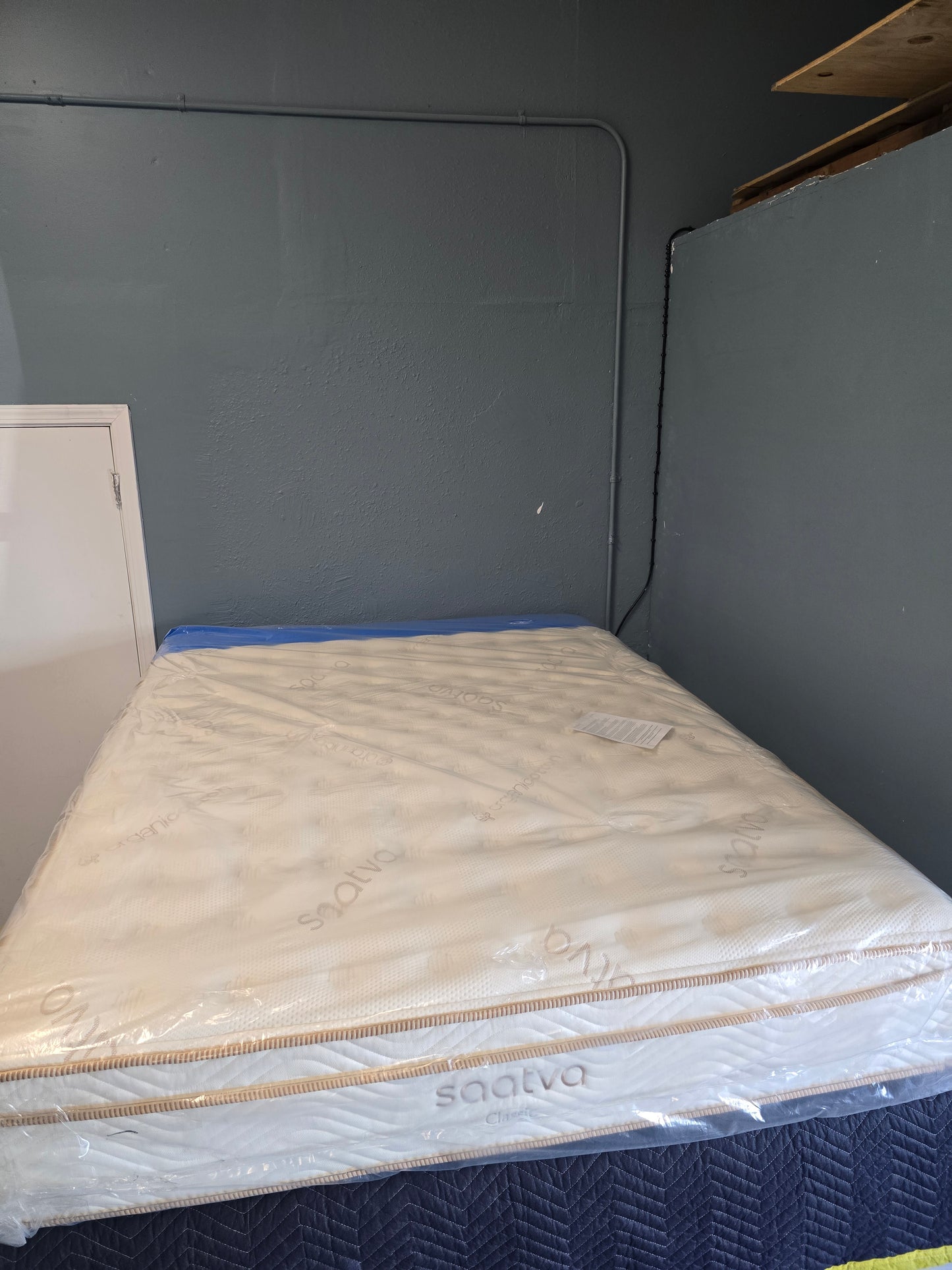 Saatva Classic 11.5 Queen/ Full