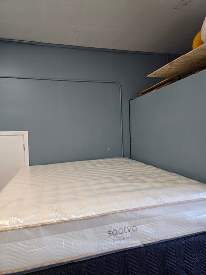 Saatva Loom&Leaf King/ Cal-King Size