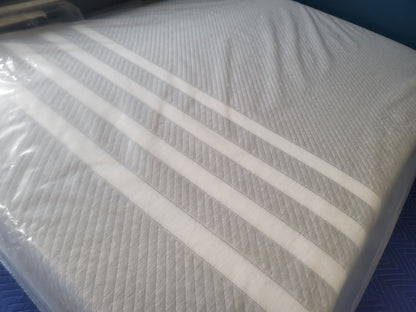 Leesa Original Mattress Queen/ Full