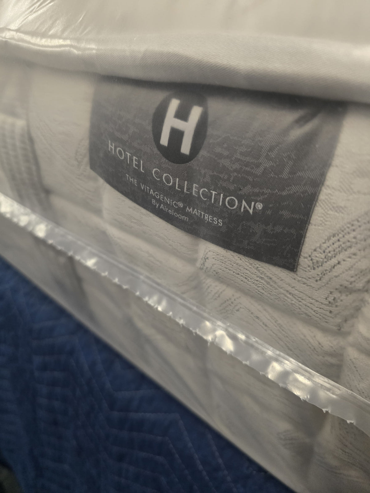 Airloom Hotel Collection Copper Tech Silver Two 12.5 Firm King/ Cal-King