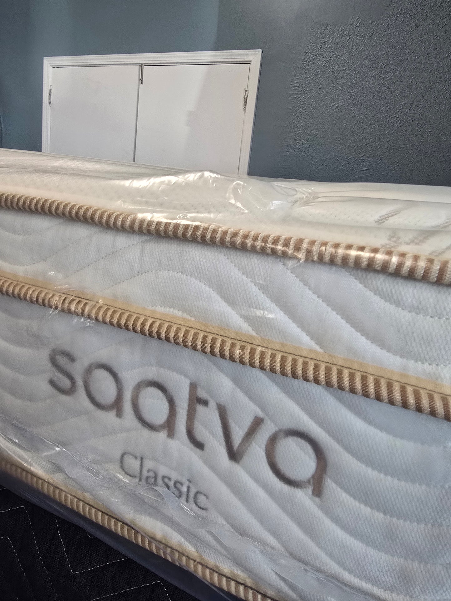 Saatva Classic 11.5 Queen/ Full